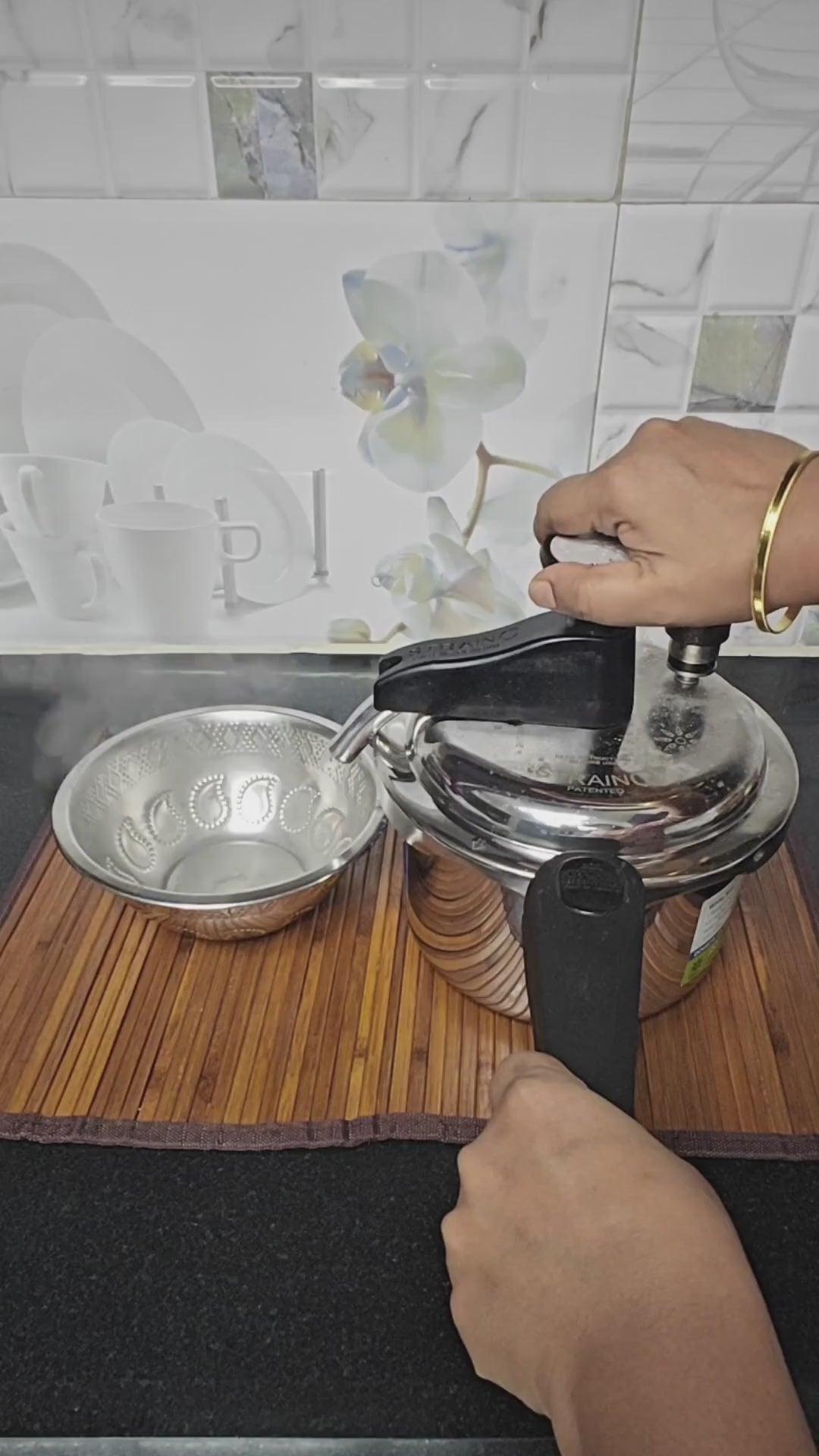 STRAINO STARCH REMOVAL SS.COOKER - 3 LITRE